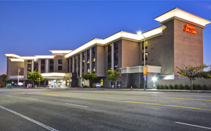 Hampton Inn & Suites Los Angeles Burbank Airport